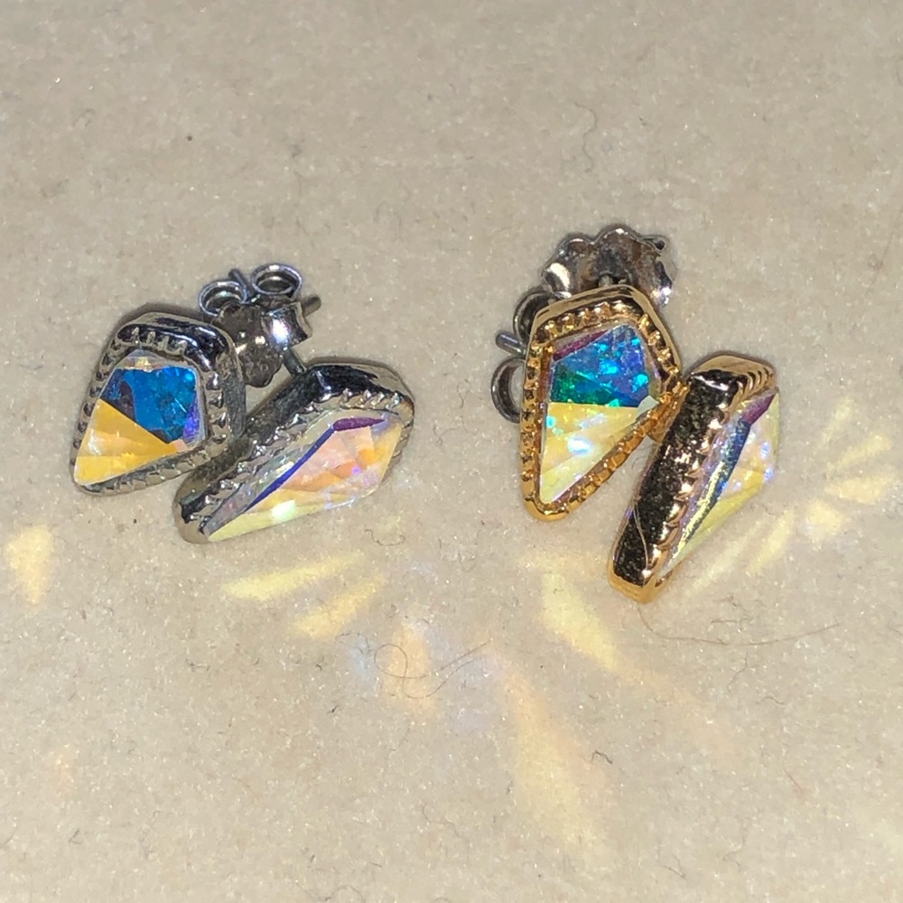 Set of earrings and ring to match